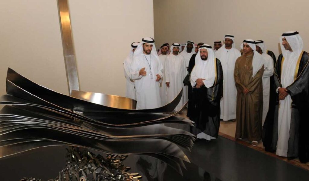 H.H-Dr.-Sultan-bin-Mohammad-Al-Qasimi-during-the-opening-of-the-exhibitions-of-the-Emirates-Fine-Arts-Society4 Image